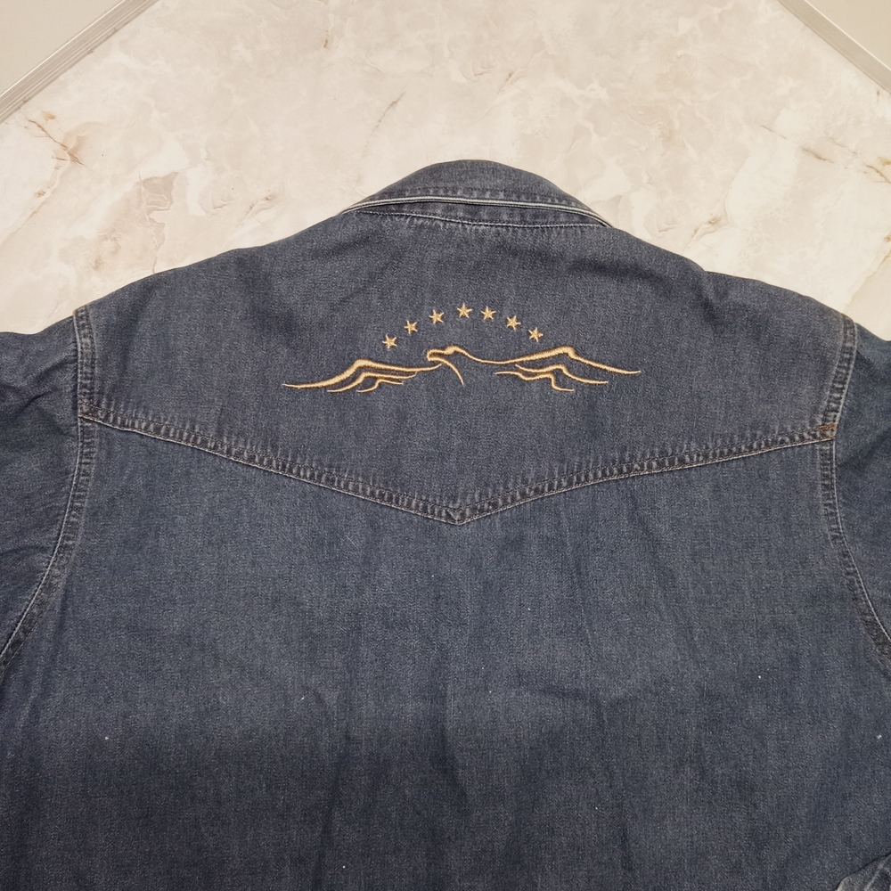 Ely Cattleman Vintage Denim Western  Pearl Snap Long Sleeve Barn Shirt - Picture 13 of 13